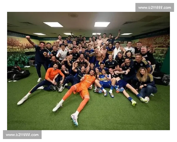 点球争议 + 替补席染红！博卡 2-0 领先遭逆转，球员怒斥裁判